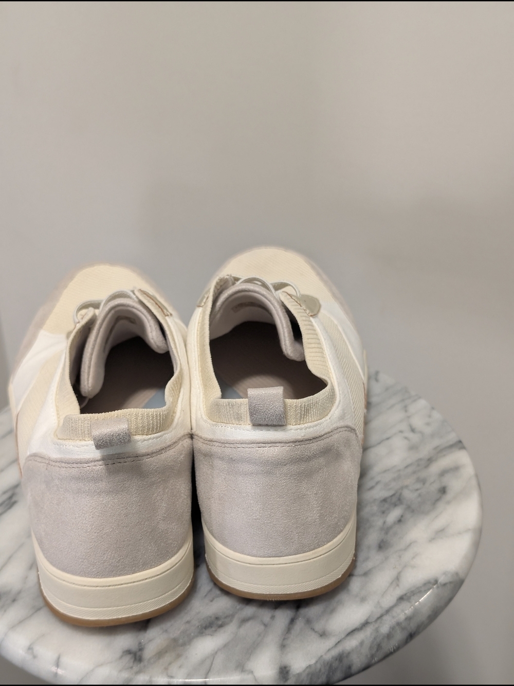 Sneaker - Picture 4 of 5